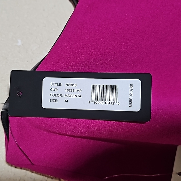 NWT Bebe Jumpsuit - Picture 9 of 10